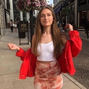 Meet your Posher, Anita